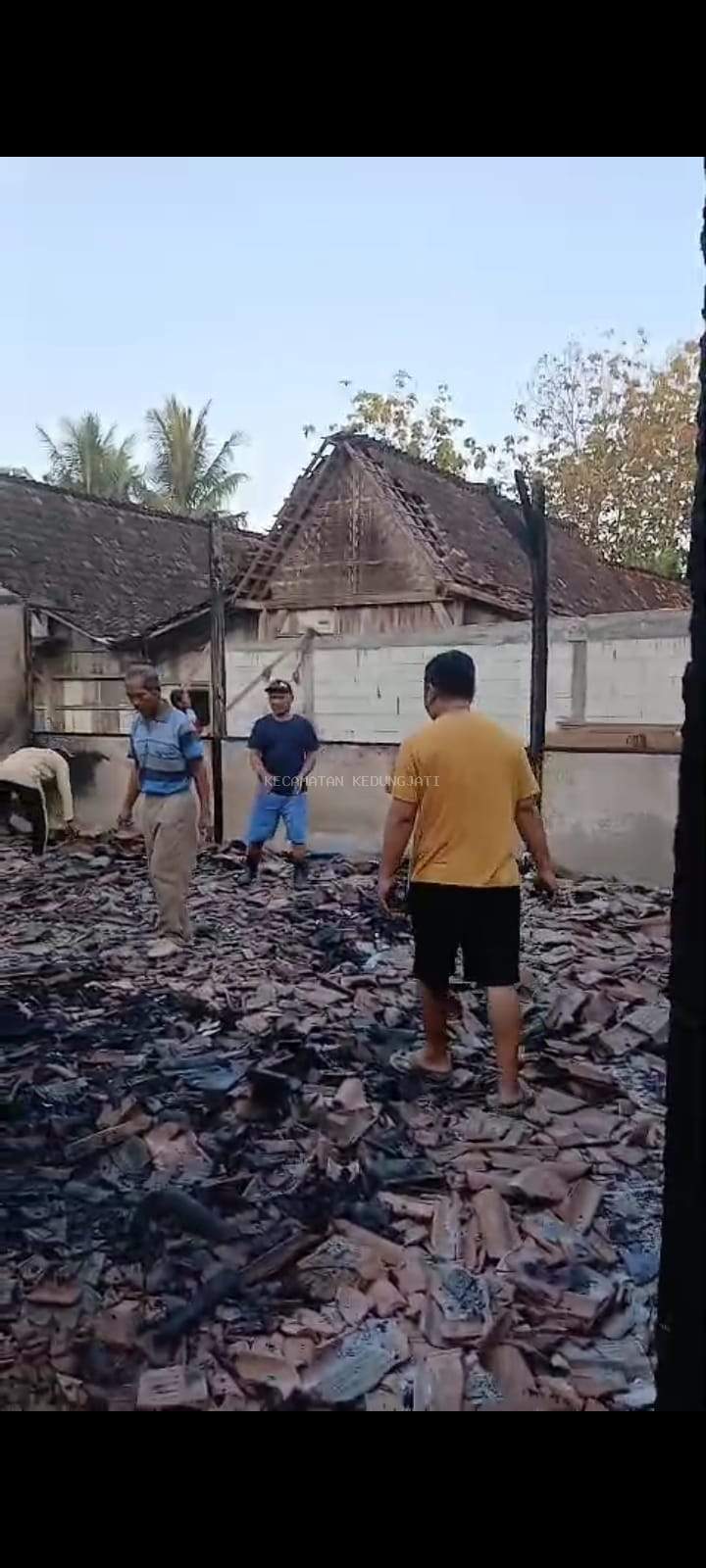 Kebakaran di Dusun Dawung Desa Padas